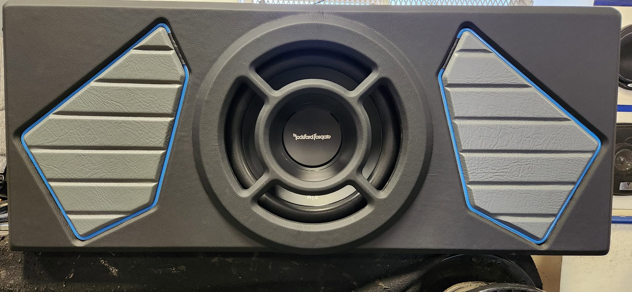 Custom subwoofer speaker enclosure